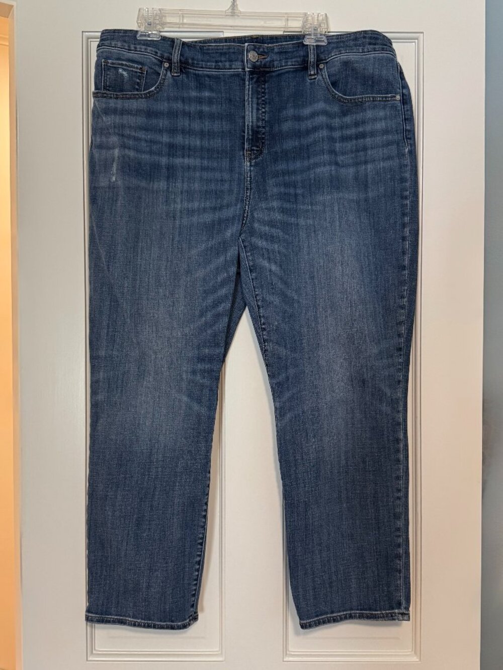 CHICO'S So Slimming Slim Leg Crop Jean, Size 16